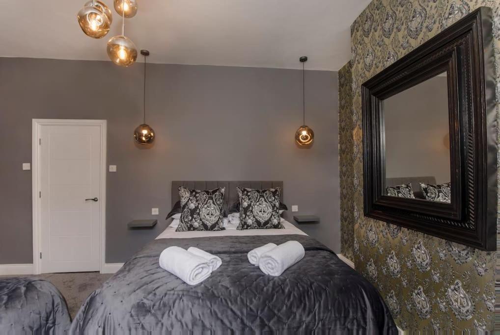 The Milton - Stylish Terraced Villa York Exterior foto